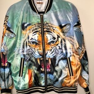 36 Point 5 Satin Bomber Jacket Size M